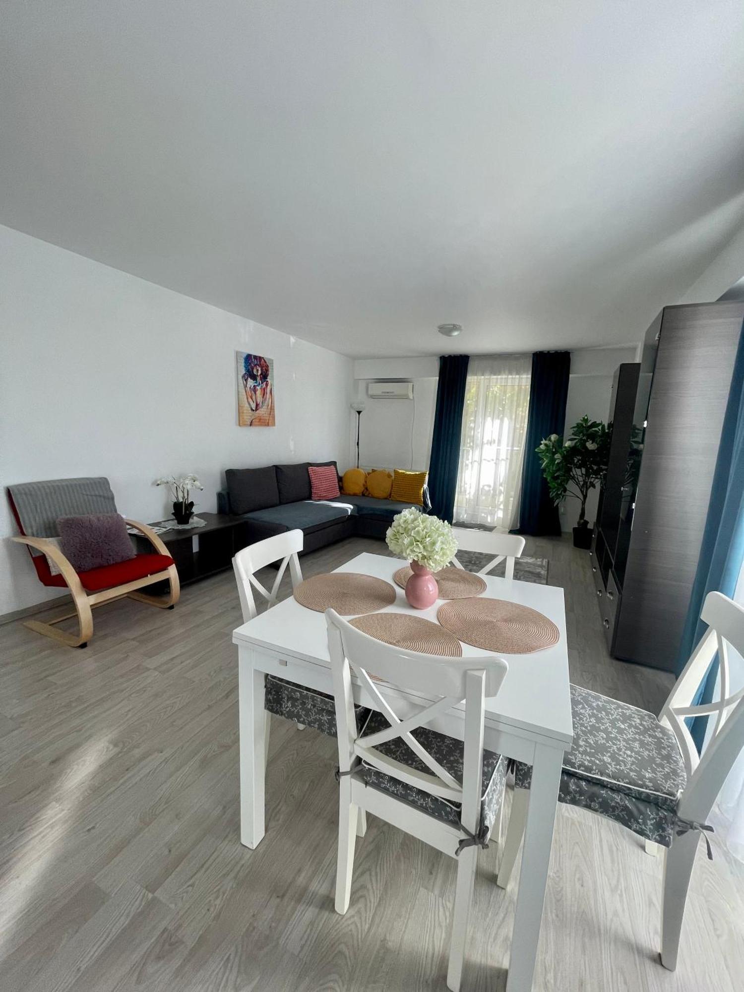 Fly Airport Residences & Therme-Self Check-In Otopeni Exterior foto